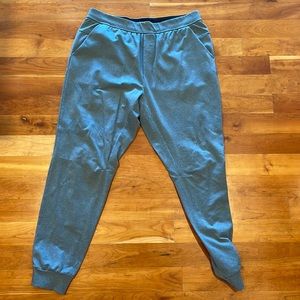 Lululemon joggers size large . Tag ripped off in wash. Worn few times !! $80 OBO